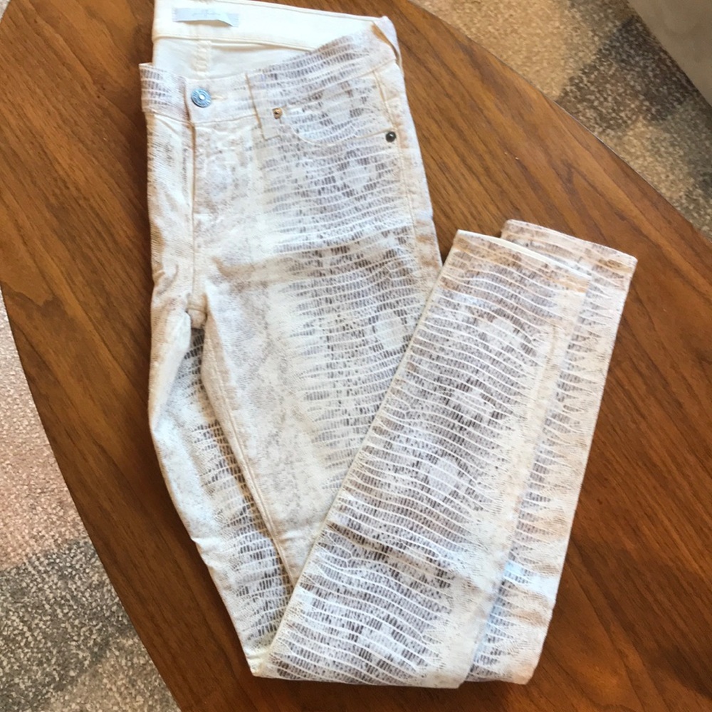 7 for all mankind Jeans in snake print/texture